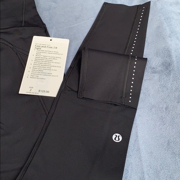 Lululemon fast and free 7/8 tight - Picture 3 of 5